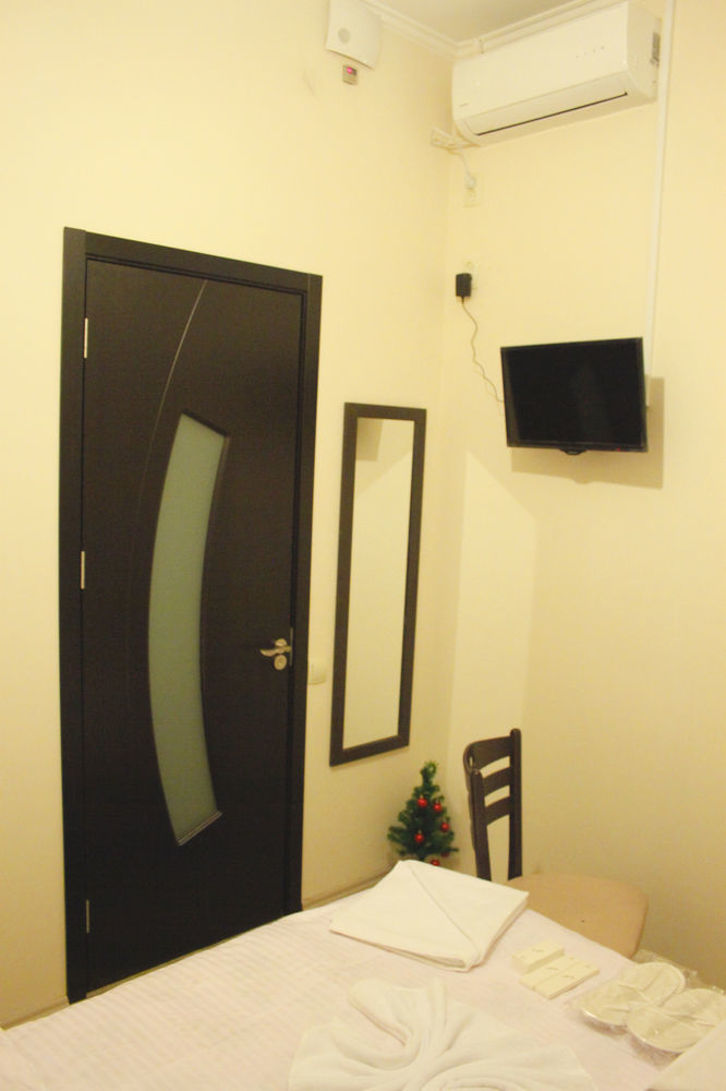 Apartment On Rustaveli Avenue Tbiliszi Kültér fotó