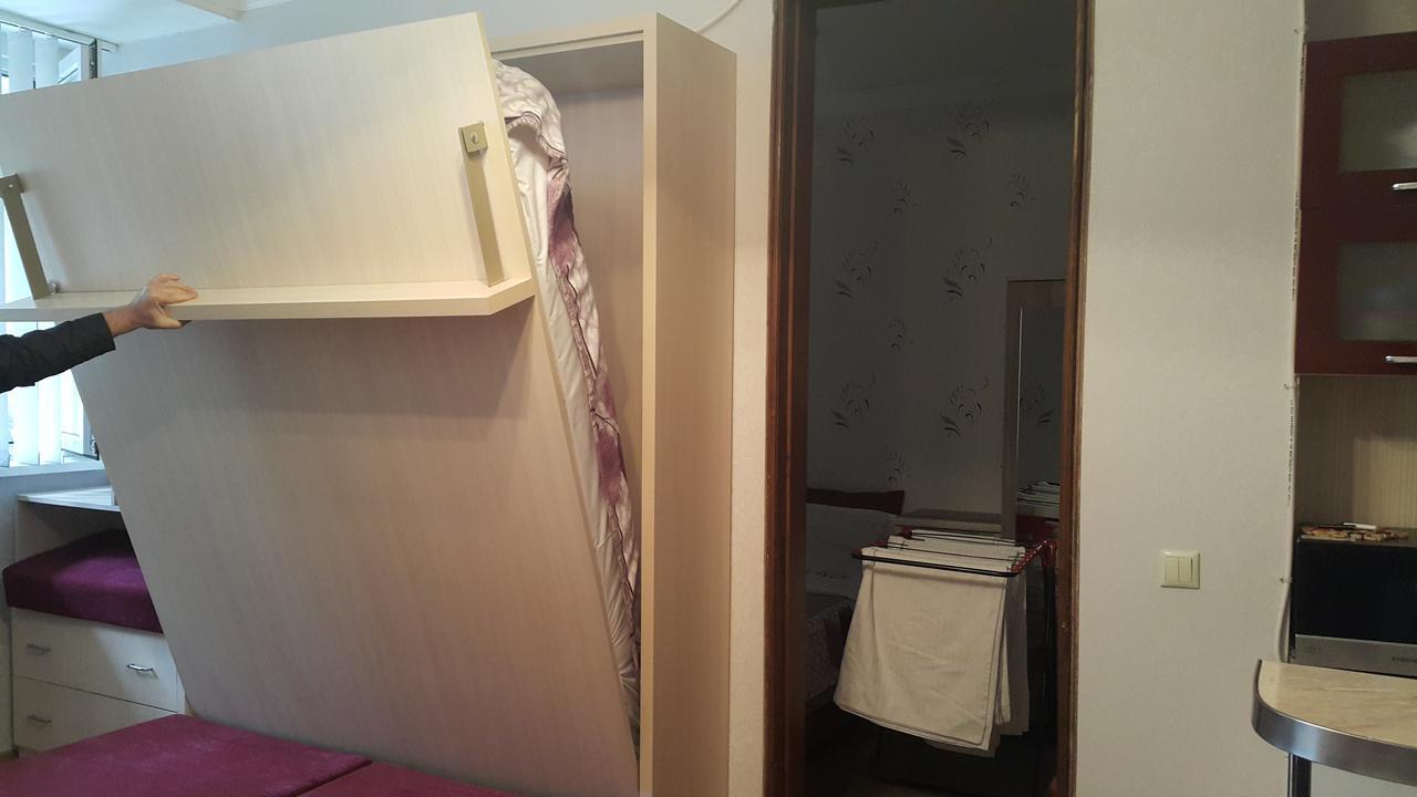 Apartment On Rustaveli Avenue Tbiliszi Kültér fotó