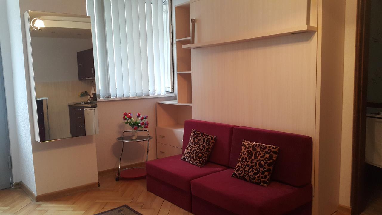 Apartment On Rustaveli Avenue Tbiliszi Kültér fotó